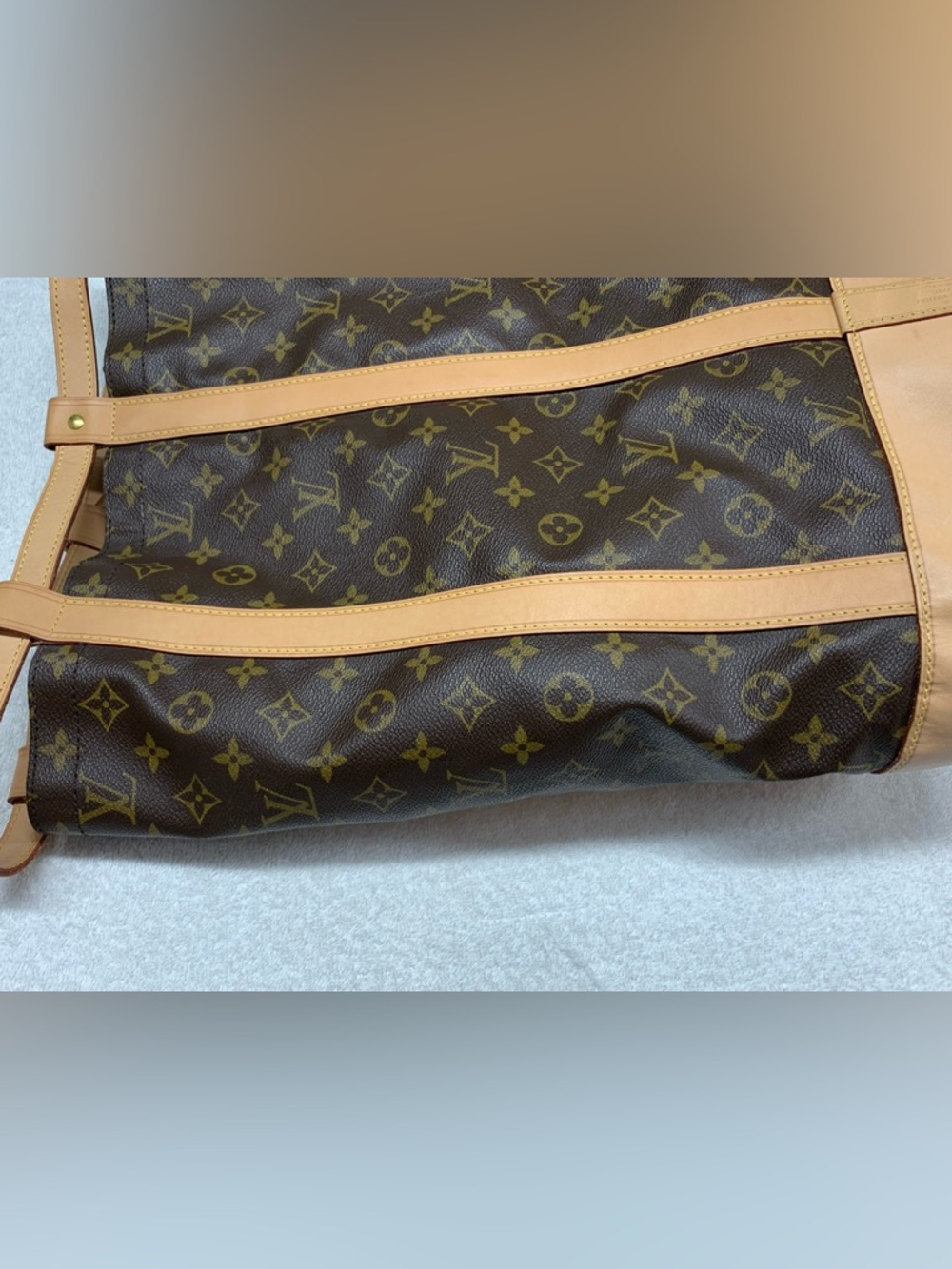Louis Vuitton Randonnee GM Monogram Backpack - Picture 12 of 16